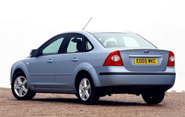Ford Focus saloon