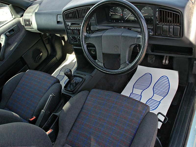 VW Passat GT 16v front seats
