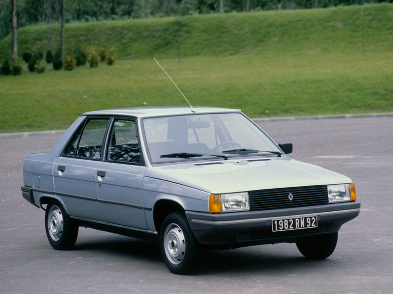 Renault-9