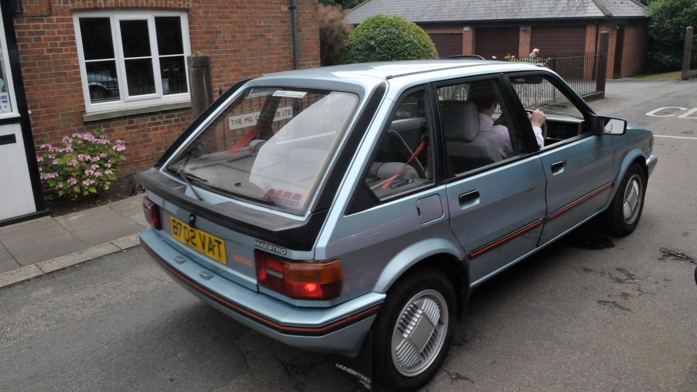 Driving an MG Maestro 1600