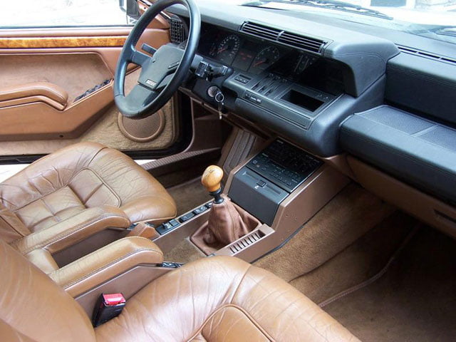 Renault 25 Baccara interior