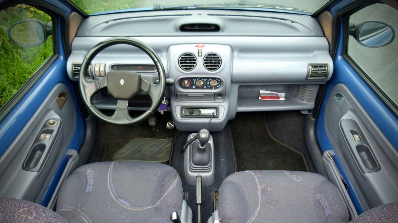 Mk1 Renault Twingo interior through the roof