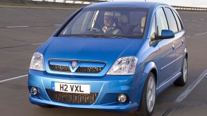 Vauxhall Meriva VXR on track