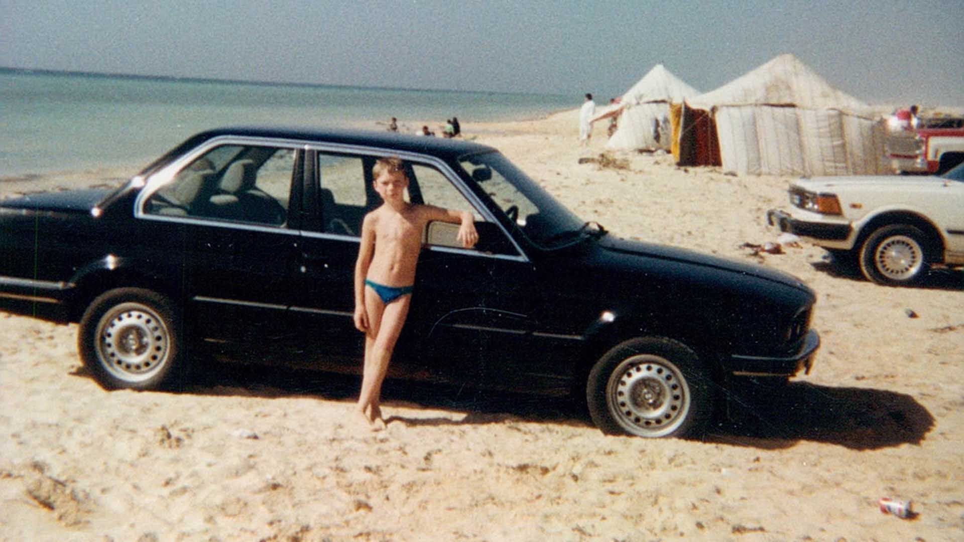 BMW e30 on the beach